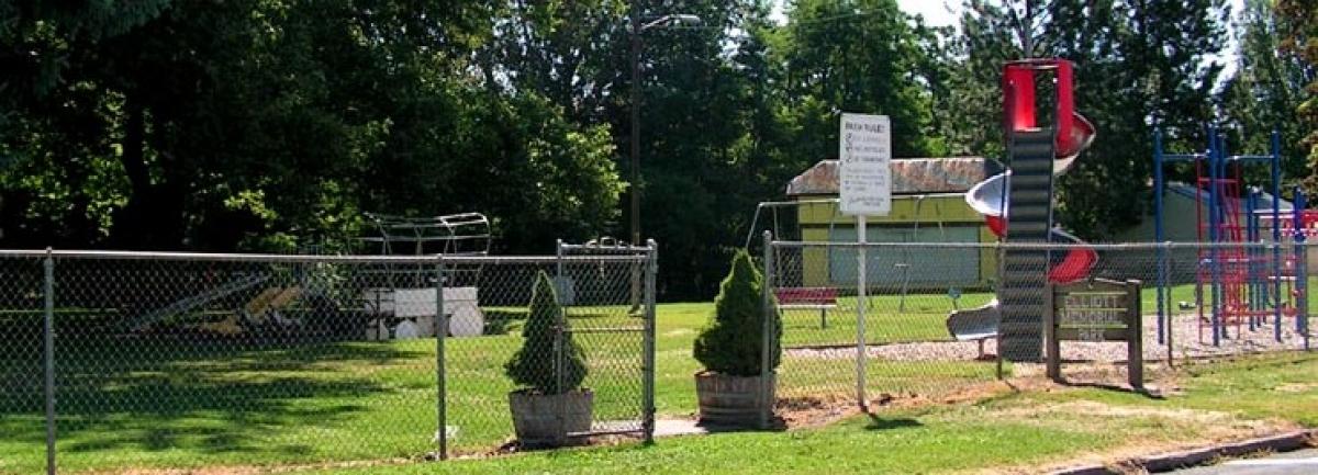 Elliot Park playground